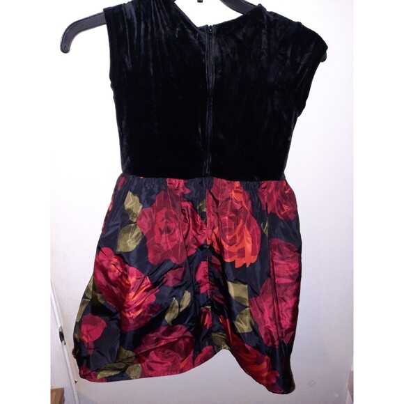 The Children’s Place Girls Size 10 Holiday Dress – Black Velvet & Red Floral - Picture 3 of 7